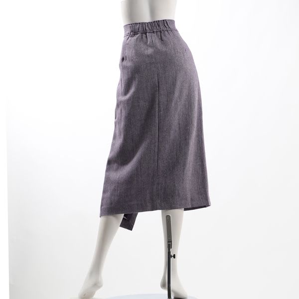 フロントスリットアシンメトリータイトスカート