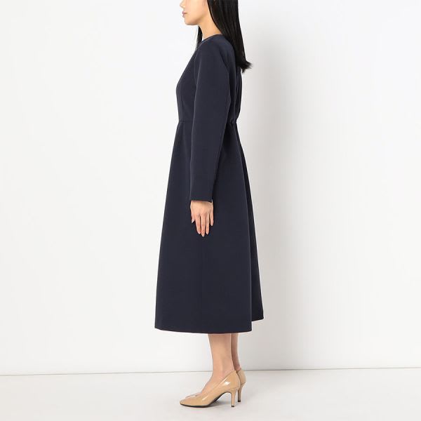 ウエストタック入りシンプルワンピース