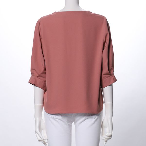 ボタンダザインVネックブラウス