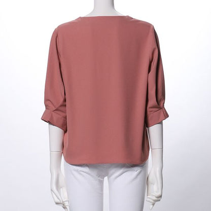 ボタンダザインVネックブラウス