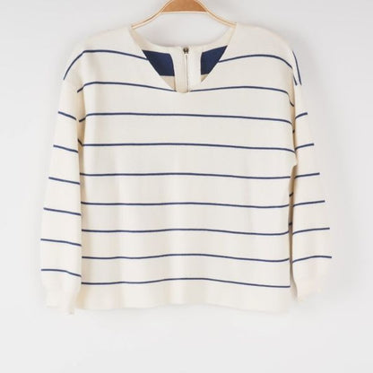 バックジップボーダー切り替えニット