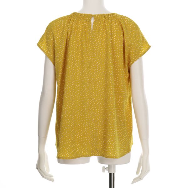 ドット柄ギャザーネックブラウス