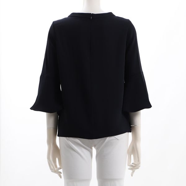 メタルパーツフレアスリーブブラウス