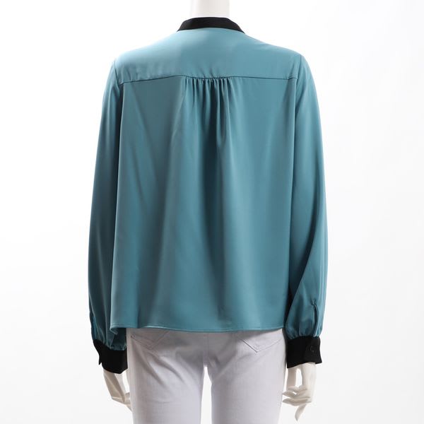 バイカラー切り替えブラウス