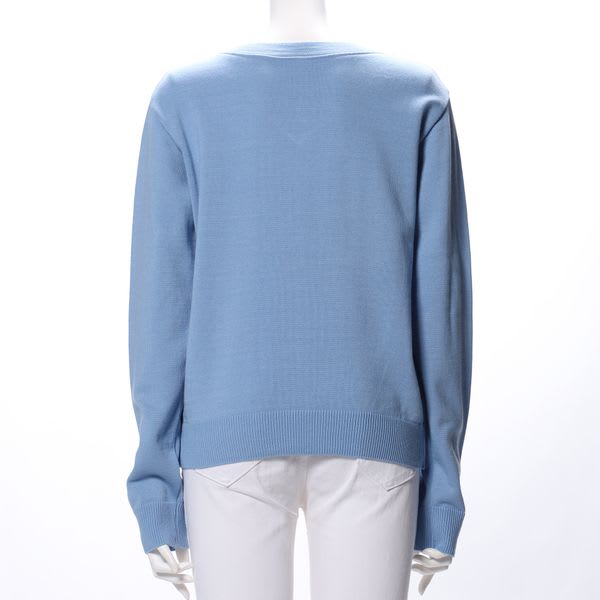 シンプルデザインVネックニット