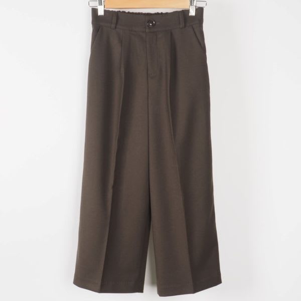 タック入りワイドシルエットパンツ