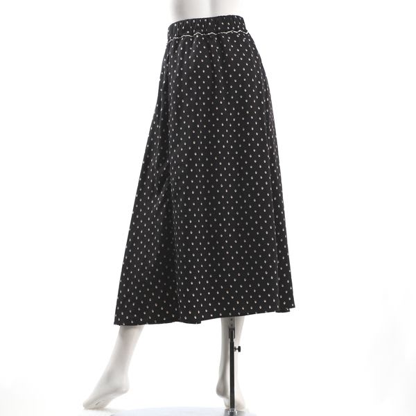 ドット柄フレアスカート