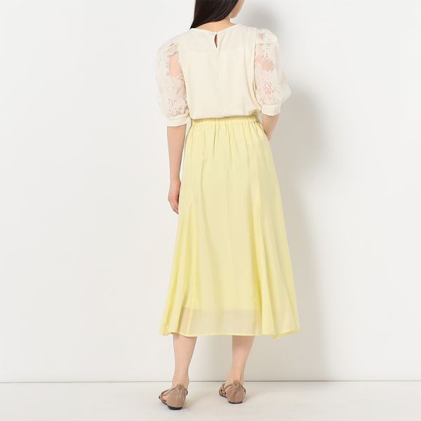 シアーパフスリーブブラウス