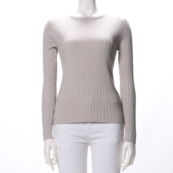 シンプルリブニット