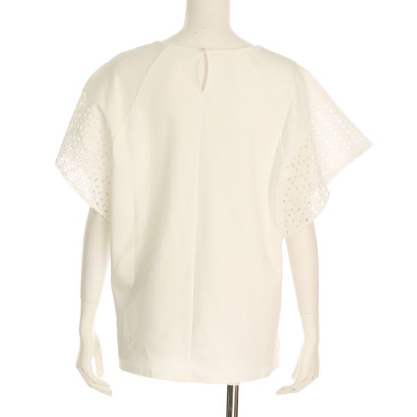 カットワークレースカットソー