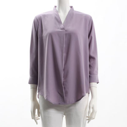 Vネックブラウス