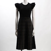 袖フリルニットワンピース