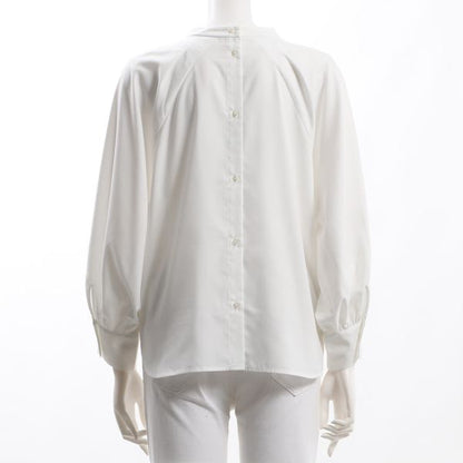 タック入りスタンドカラーブラウス