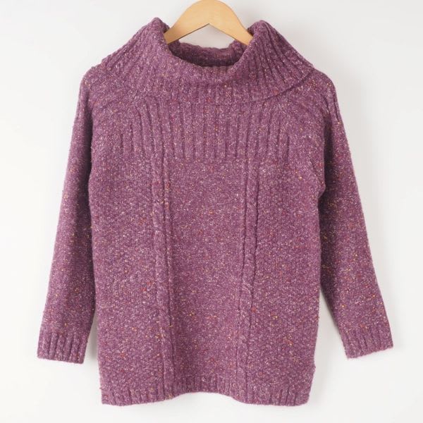 オフタートルネックニット