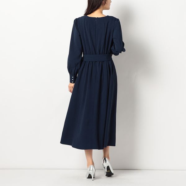 ウエストリボンパールデザインスクエアネック長袖ワンピース