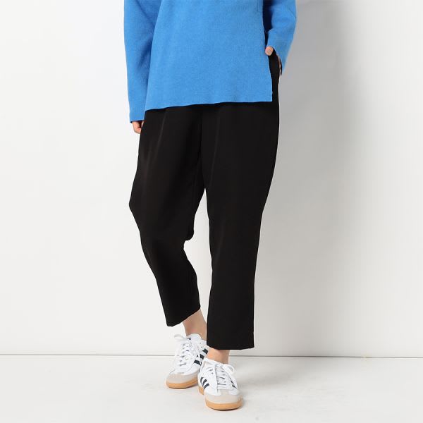 ハイウエストタックテーパードパンツ