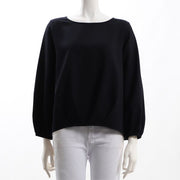 裾タックボートネックブラウス