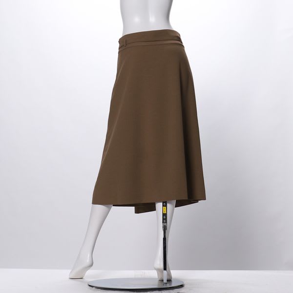 リボンベルト付きラップ風スカート
