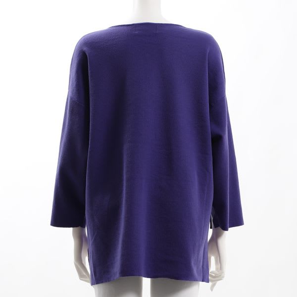 Vネックスリットニット