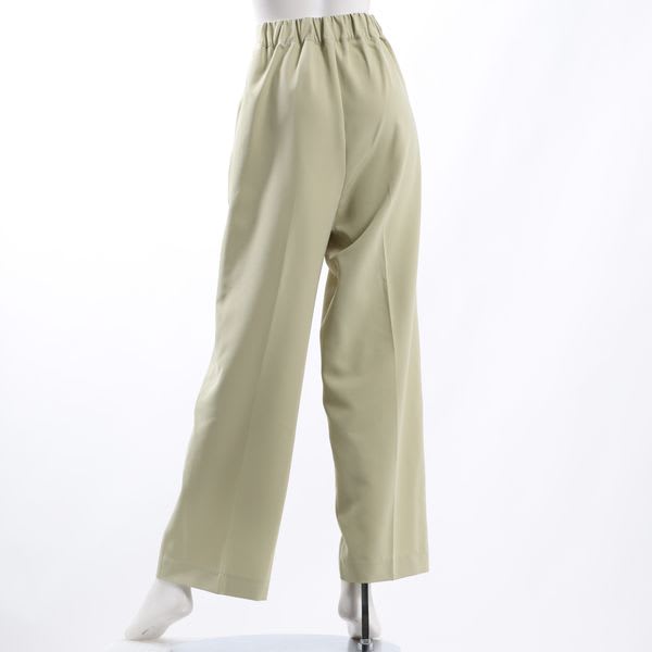 センターシームストレートパンツ