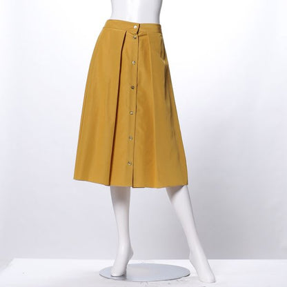 フロントボタンタックスカート