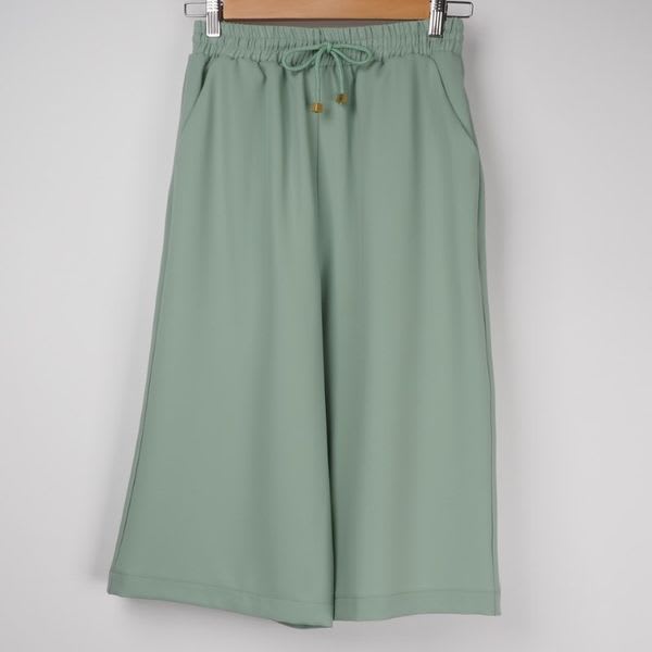 ウエストゴム仕様ワイドパンツ