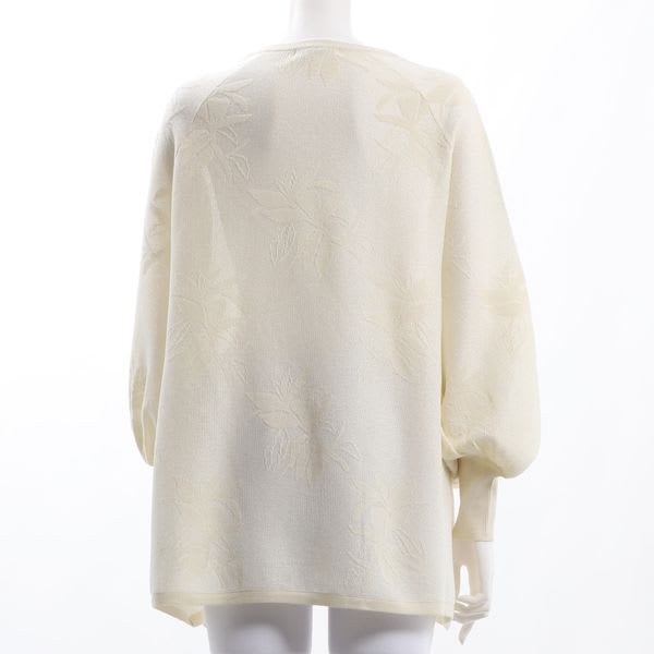 リーフジャガード花柄ニット