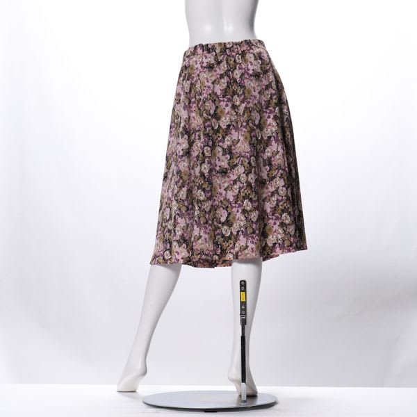 デシンフラワープリントラップ風フレアスカート