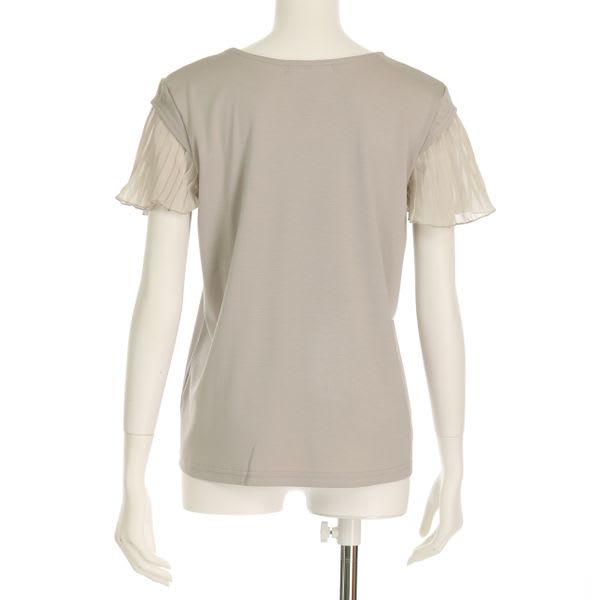 袖プリーツ切り替えカットソー