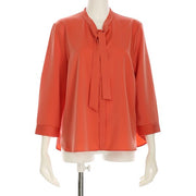 ボウタイブラウス