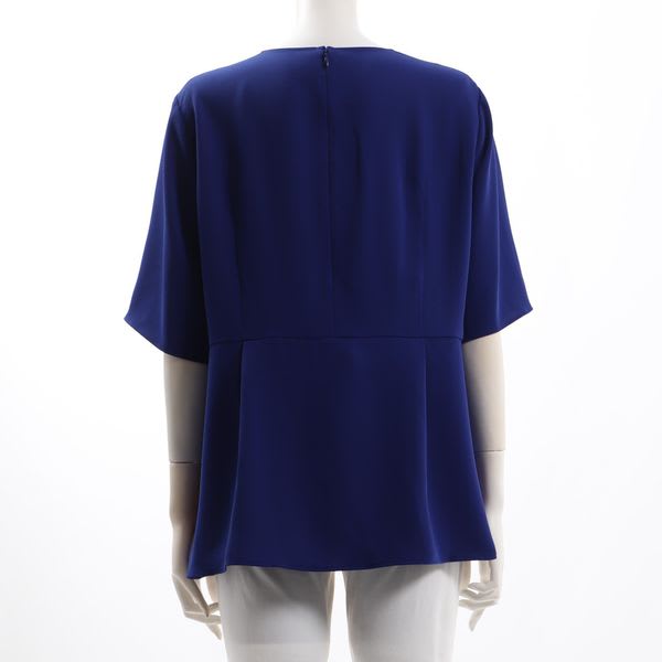 エステルダブルクロスタックデザインプルオーバー