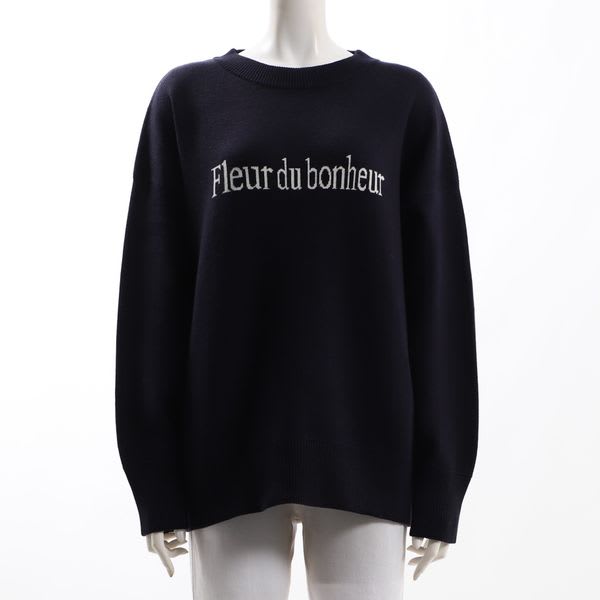 ロゴ入りニット