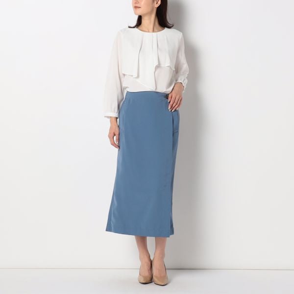 バックスリットタイトスカート