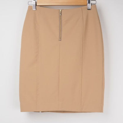 サイドベンツタイトスカート