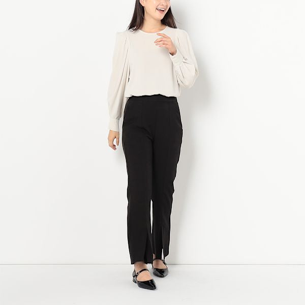 パフスリーブバックボタンブラウス