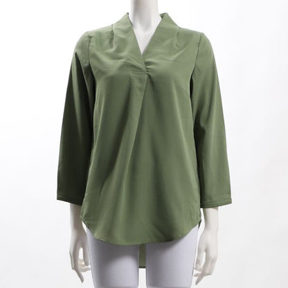 バックテールVネックブラウス