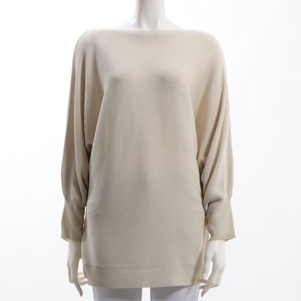 スラッシュドネックドルマンスリーブニット