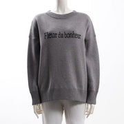 ロゴ入りニット