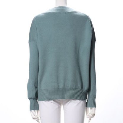 ゆったりデザインクルーネックニット