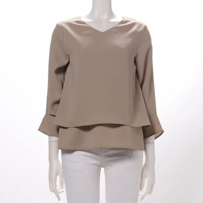 レイヤード風ブラウス