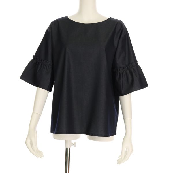 袖フリルブラウス