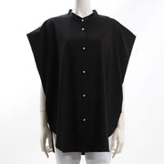 パール釦付きバンドカラーブラウス