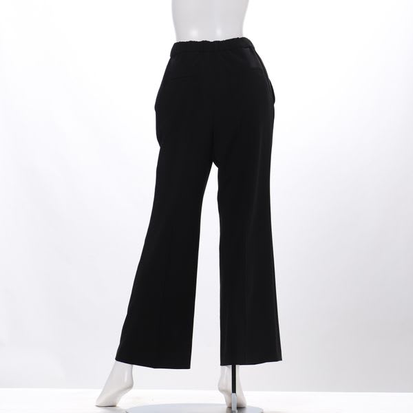 シンプルフレアパンツ