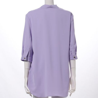 Vネックブラウス