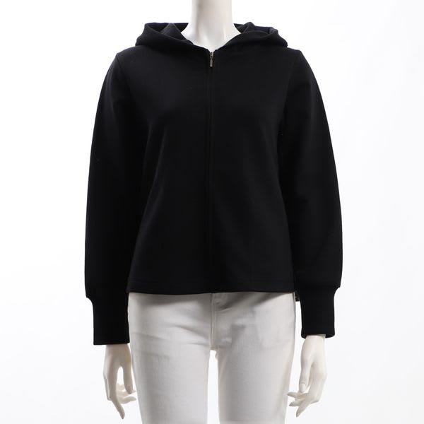 ジップアップパーカー