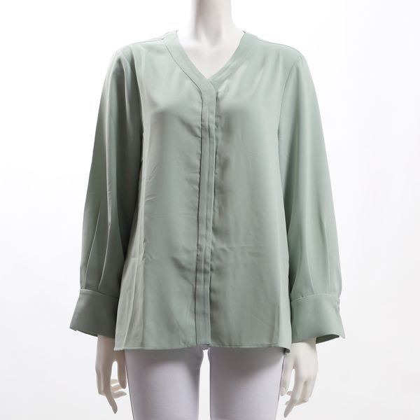 Vネックブラウス