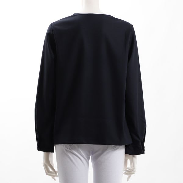 オープンフロントネックブラウス