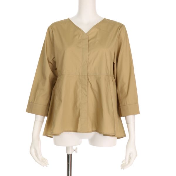 Vネックペプラムブラウス