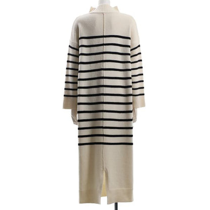 ボーダー柄ハイネックニットワンピース