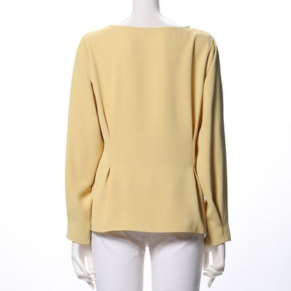 タック入りペプラムブラウス